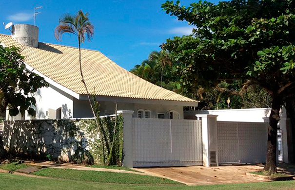 CASA DE ALTO PADRÃO